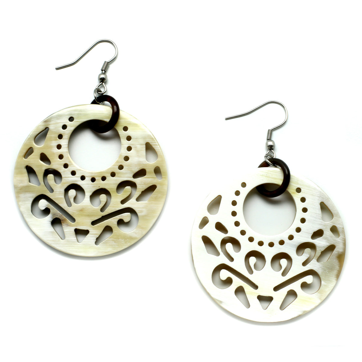Lightweight Polished Horn Round Baroque Earrings | Pantallas de Cuerno