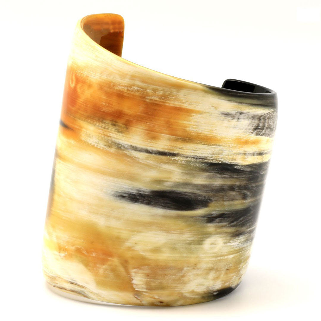 Lightweight Light Horn Angled Wide Cuff | Pulsera de Cuerno Angulada