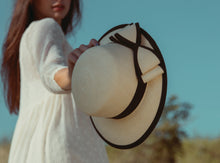 Visera Natural Genuine Panama Hat