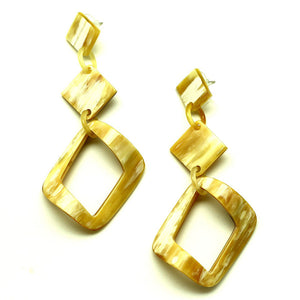 Lightweight Horn Long Large Diamond Shape Post Earrings | Pantalla de Cuerno Largas Forma Diamante