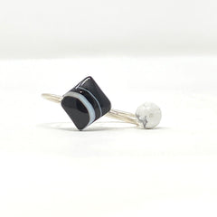 Minimalist 925 Silver Double Fingers Rings with Howlite & Onyx by Nelson Enrique